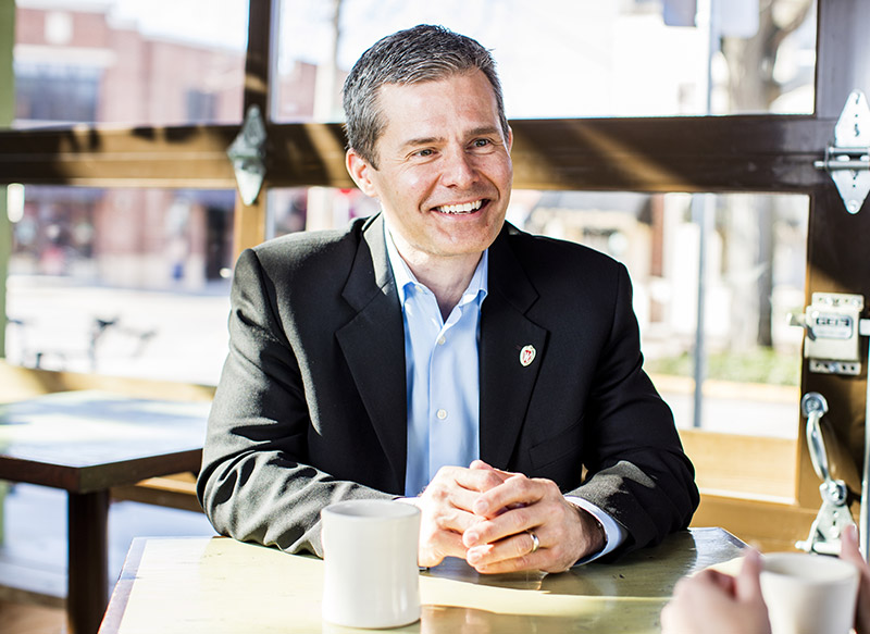 Mike Sanders (BBA '89)