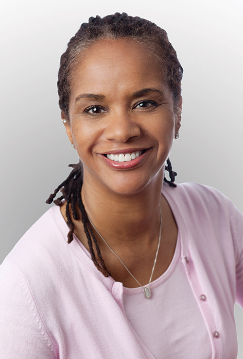 CHERYL STALLWORTH-HOOPER (MBA ’81)