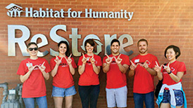 [Photo Gallery] Students Connect with the Community by Volunteering