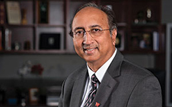 Vallabh 'Samba' Sambamurthy, Albert O. Nicholas Dean, Wisconsin School of Business