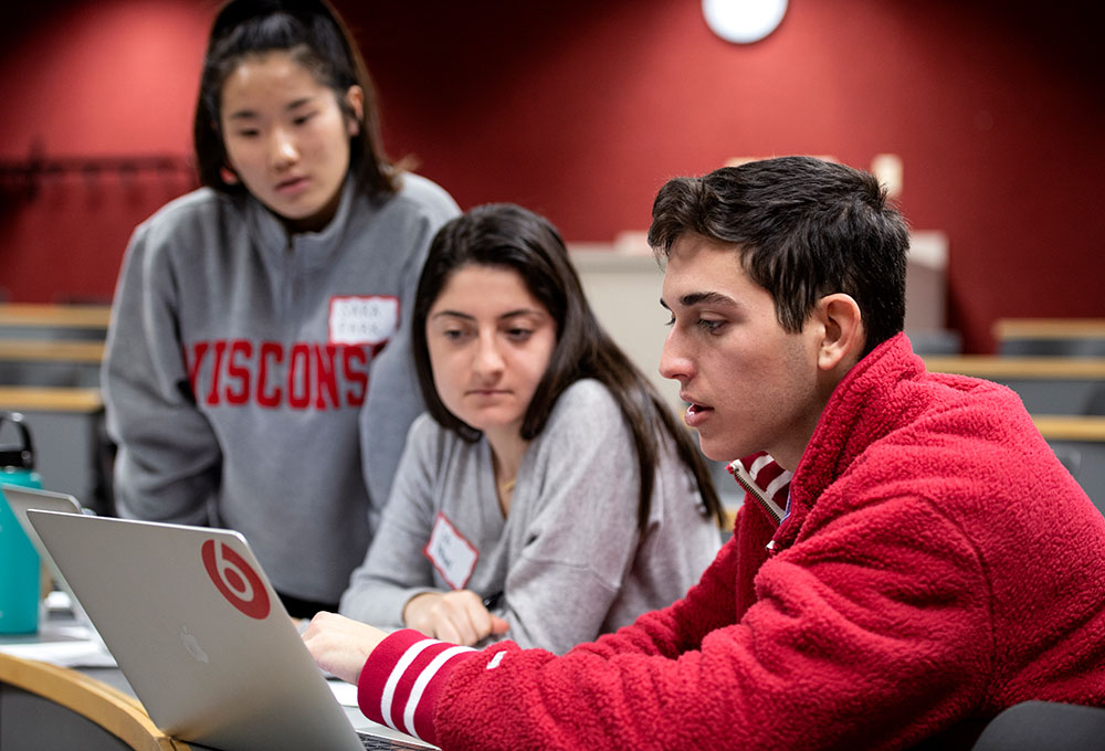 WSB Students have a new Business Certificate option in the form of a Supply Chain Major